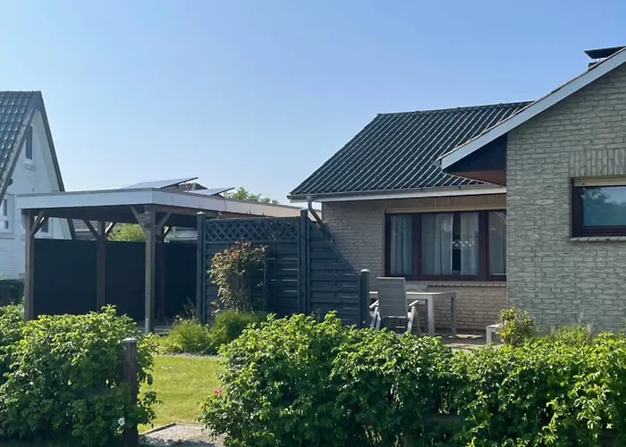 Gemütliches Ferienhaus hinterm Deich